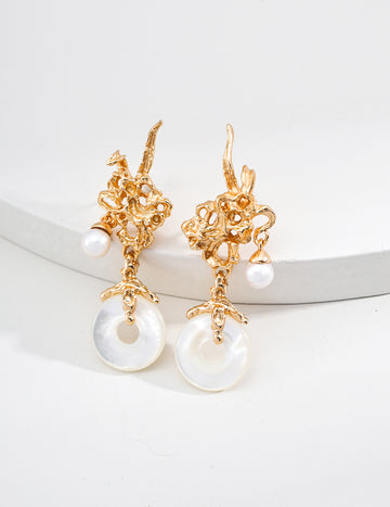 Sterling silver vintage design natural mother-of-pearl earrings