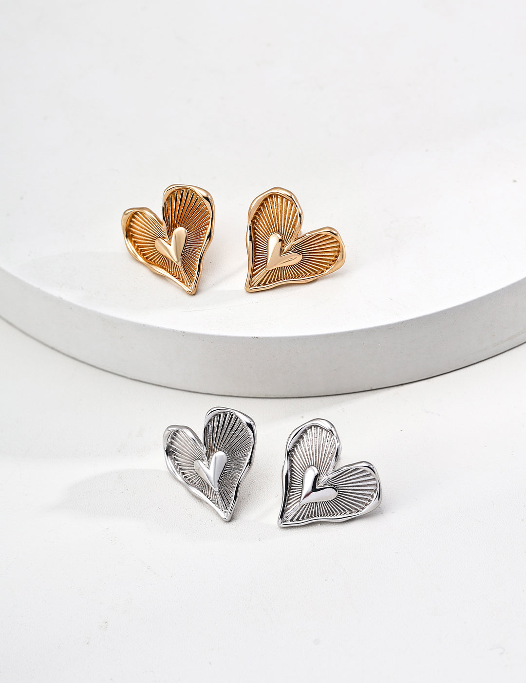 S925 silver design heart earrings