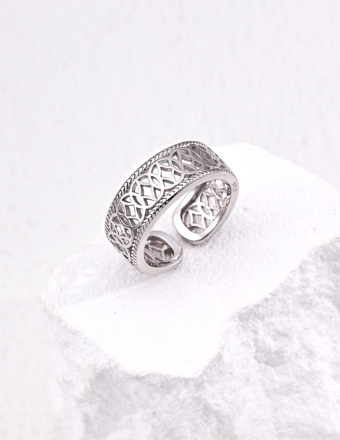 Qian Duoduo 925 sterling silver ring Wear a lot of money, and the money is infinite; Wear a lot of money, wealth and sorrow; Wear a lot of money, wealth and prosperity from all directions, perfect luck.