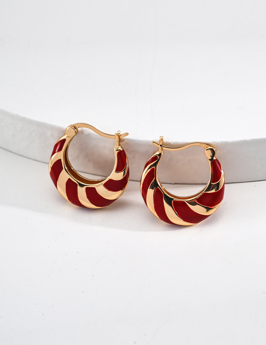 S925 Silver Simple Red Drop Glaze Earrings