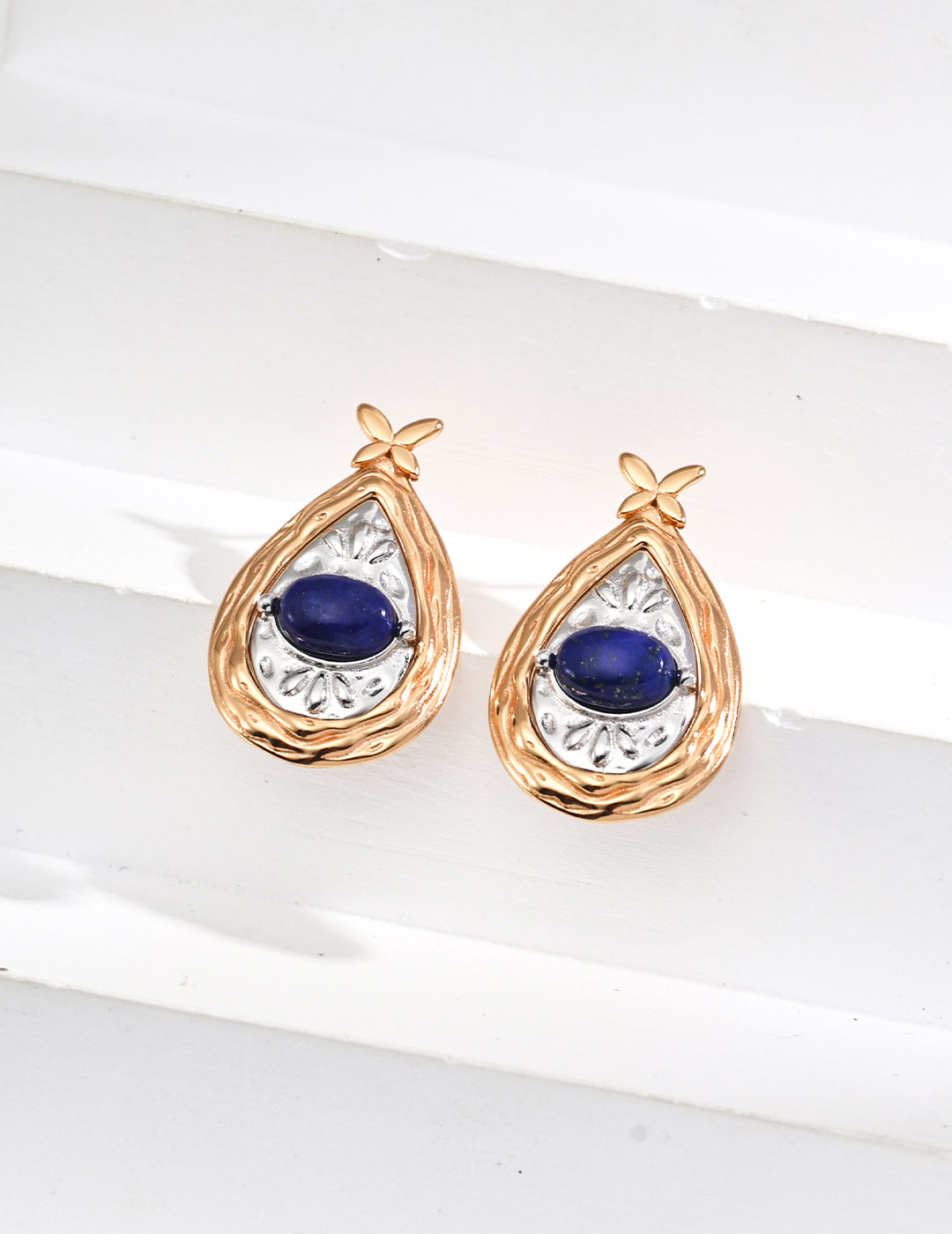 S925 silver vintage gold spelling platinum mother-of-pearl/lapis lazuli design earrings