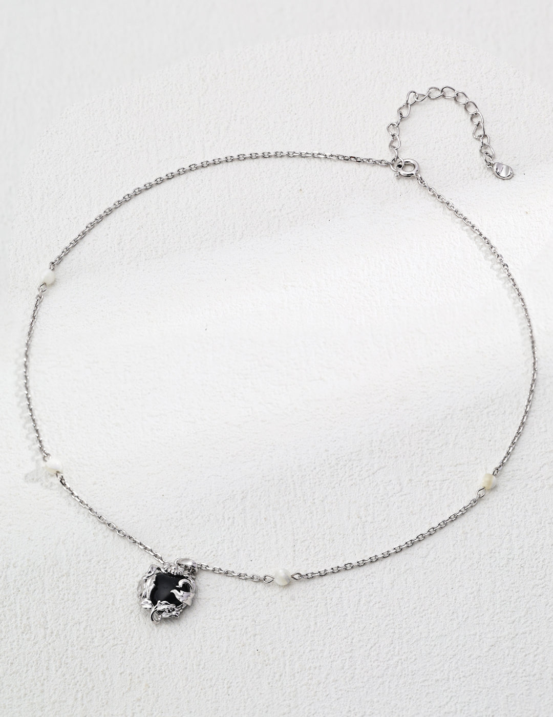 Sterling silver simple black onyx silver silk shell necklace