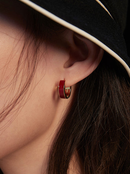 Chinese red drop glaze earrings The gold and dark red combination couldn't be perfect! The drip glaze process does not fade for a long time Classic ear buckles are versatile and don't pick your ears