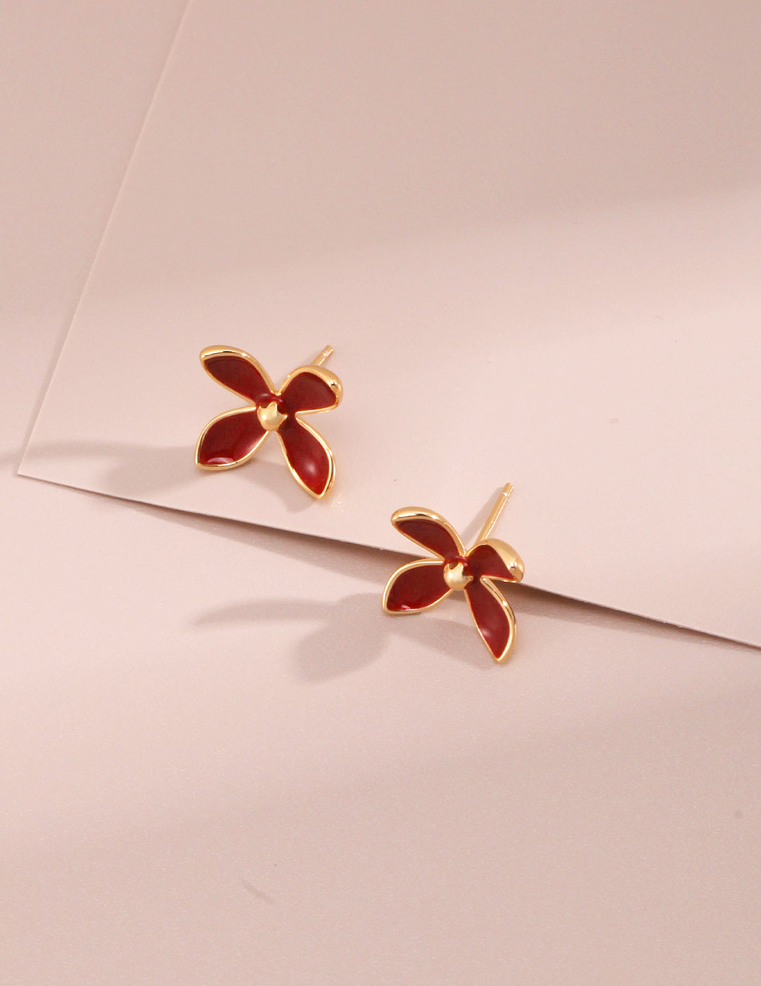 Sterling silver simple female petite flower stud earrings