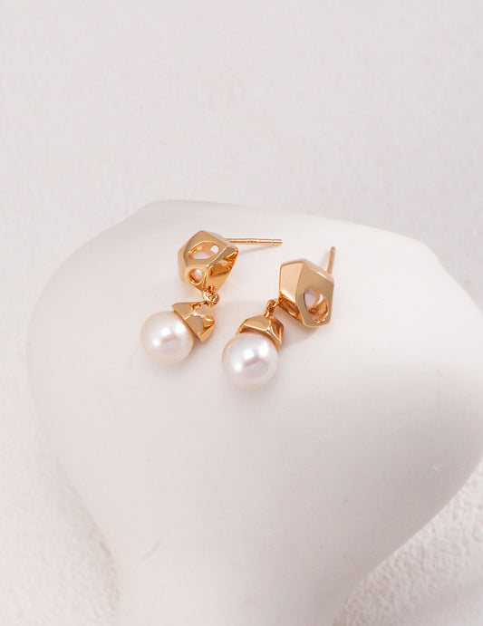 Sterling silver pearl earrings