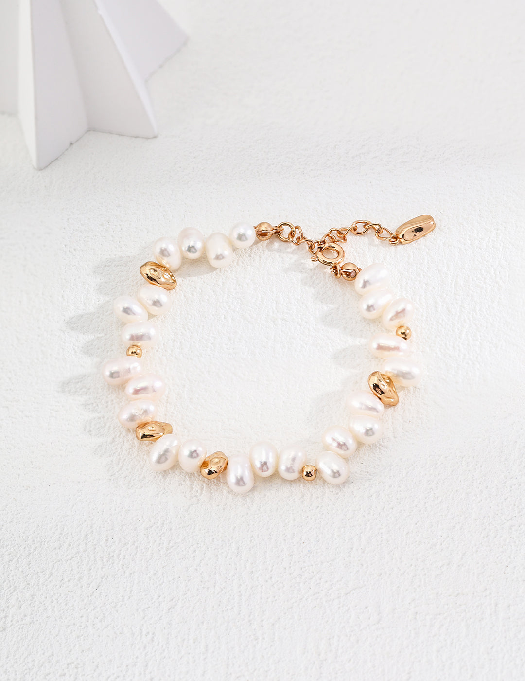 Natural pearl bracelet