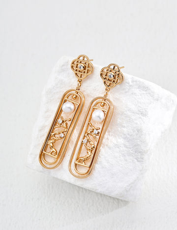 Natural pearl earrings