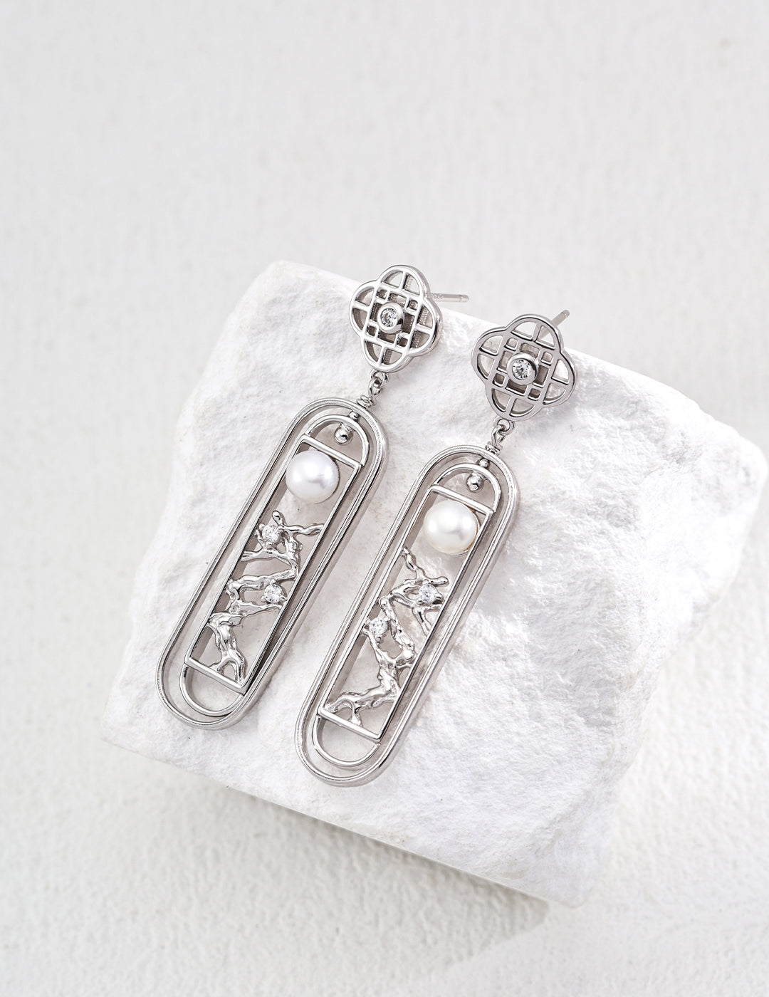 Natural pearl earrings