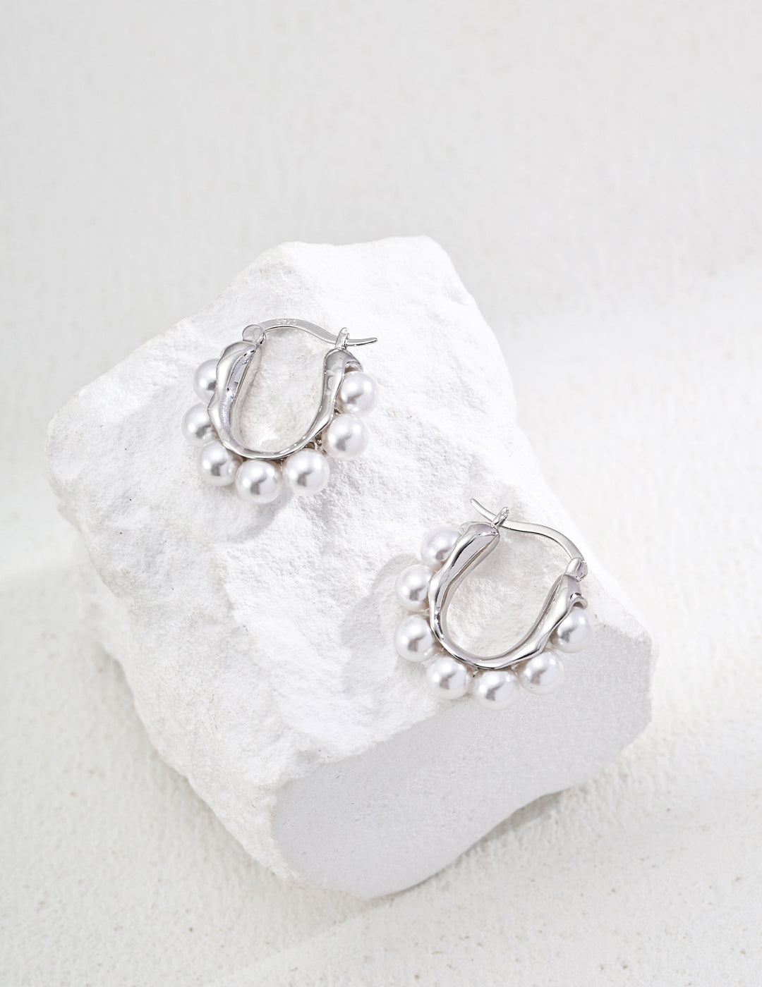Sterling silver simple imitation pearl earrings