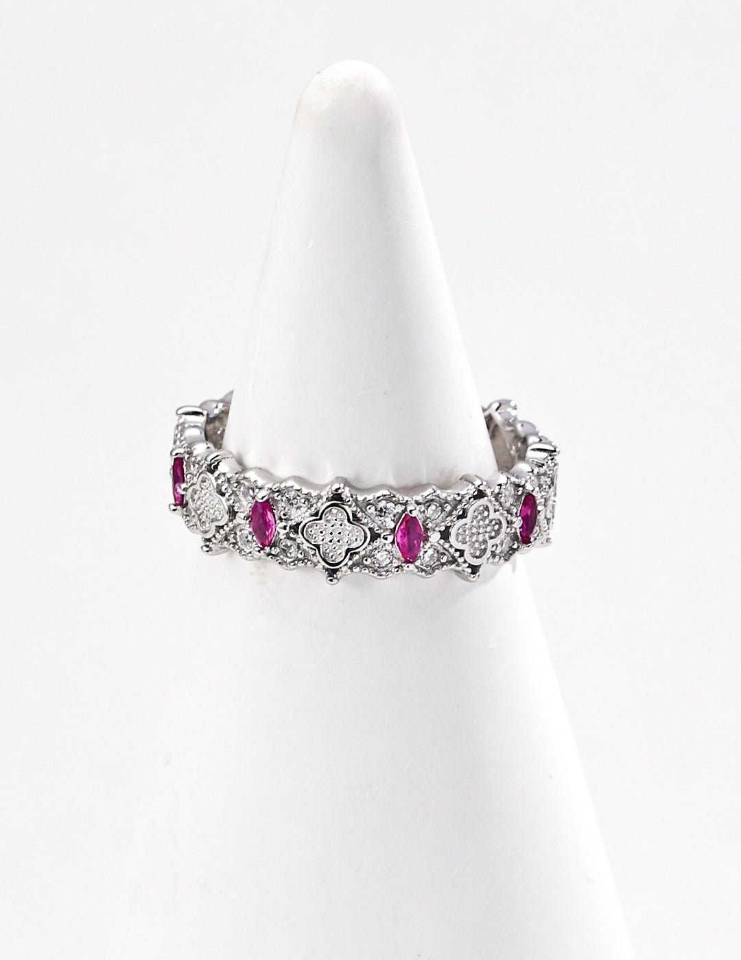 Sterling silver vintage zircon ring