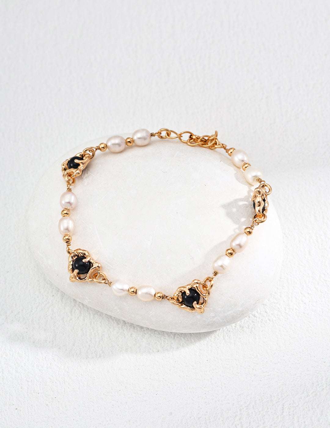 Vintage Natural Pearl Black Agate Bracelet